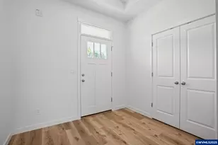 701 Tigerlily St, Silverton, OR 97381 - Photo 8