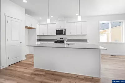 701 Tigerlily St, Silverton, OR 97381 - Photo 10