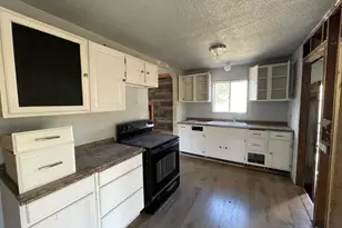 2202 Joe Wright Rd, Klamath Falls, OR 97603 - Photo 6