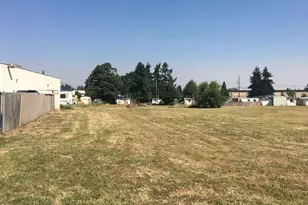 3835 River Rd, Eugene, OR 97404 - Photo 12