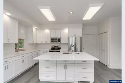 17234 Oakdale Rd, Dallas, OR 97338 - Photo 14