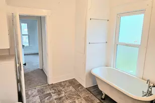 365 Bryan St, Woodburn, OR 97071 - Photo 30