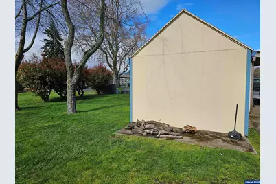 365 Bryan St, Woodburn, OR 97071 - Photo 40