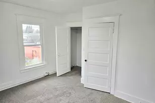 365 Bryan St, Woodburn, OR 97071 - Photo 32