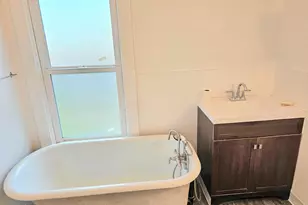 365 Bryan St, Woodburn, OR 97071 - Photo 32