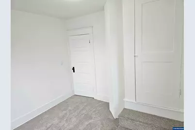 365 Bryan St, Woodburn, OR 97071 - Photo 26