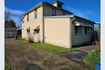 365 Bryan St, Woodburn, OR 97071 - Photo 4