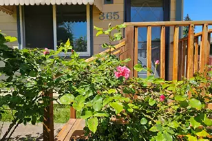 365 Bryan St, Woodburn, OR 97071 - Photo 6