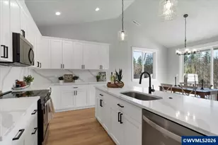 241 Dogwood Dr, Gates, OR 97346 - Photo 26