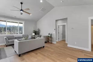 241 Dogwood Dr, Gates, OR 97346 - Photo 20