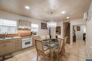 1329 Baker St NE, Salem, OR 97301 - Photo 12