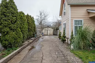 1329 Baker St NE, Salem, OR 97301 - Photo 36