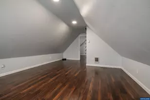 1329 Baker St NE, Salem, OR 97301 - Photo 32