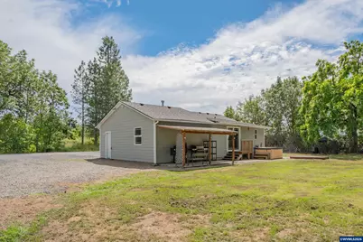530 Brooks St, Lebanon, OR 97355 - Photo 24