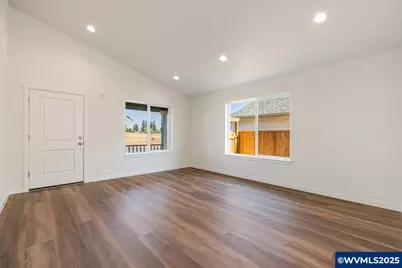 1449 SE Hankel St, Dallas, OR 97338 - Photo 2