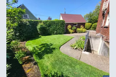 316 NW 32nd St, Corvallis, OR 97330 - Photo 40