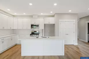 1503 N 2nd St, Silverton, OR 97381 - Photo 10