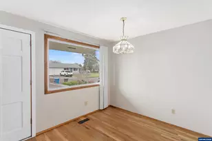 1383 Thompson Rd, Woodburn, OR 97071 - Photo 20