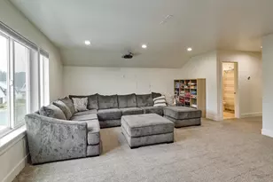 833 Hawk Dr, Silverton, OR 97381 - Photo 20