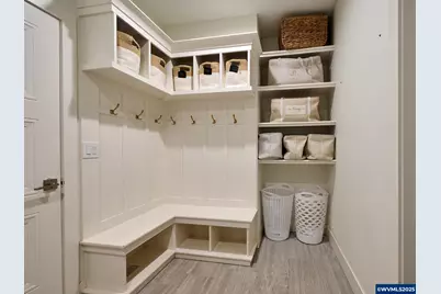 833 Hawk Dr, Silverton, OR 97381 - Photo 32