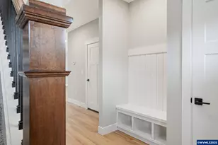 195 Iowa St, Silverton, OR 97381 - Photo 28