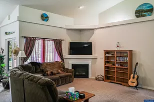 1231 SW 3rd Ave, Mill City, OR 97360 - Photo 10