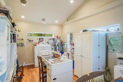 1231 SW 3rd Av, Mill City, OR 97360 - Photo 20