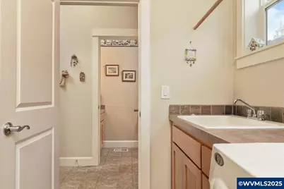 1703 Webb Lake Dr, Silverton, OR 97381 - Photo 22