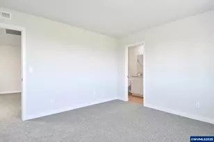 1233 Parkside Ave, Woodburn, OR 97071 - Photo 12