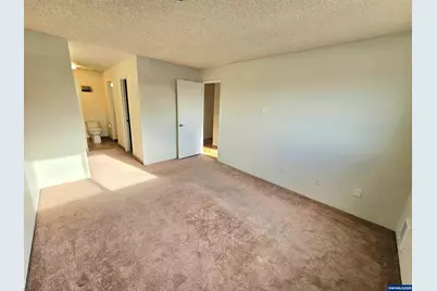 950 Evergreen #207 Rd, Woodburn, OR 97071 - Photo 8