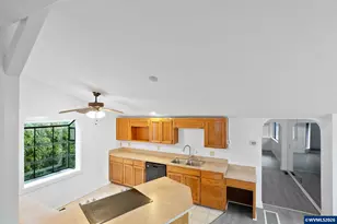 3070 Troth Ct SE, Salem, OR 97302 - Photo 14