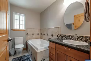 29109 Brownsville Rd, Brownsville, OR 97327 - Photo 30