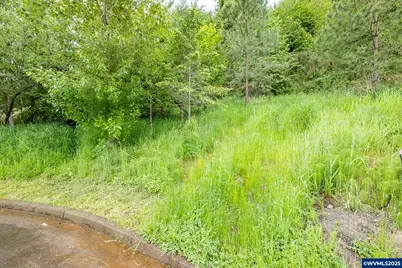 2468 Morrow Ct NW, Salem, OR 97304 - Photo 12