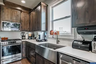 1369 S 10th St St, Independence, OR 97351 - Photo 16