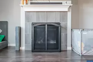 1369 S 10th St St, Independence, OR 97351 - Photo 8