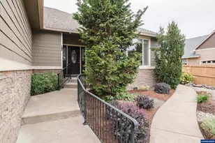 3082 Yellowstone Pl NE, Albany, OR 97321 - Photo 2