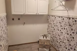 2207 Oregon Ct, Woodburn, OR 97071 - Photo 10