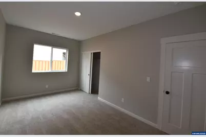 855 Oakleaf Wy, Silverton, OR 97381 - Photo 14