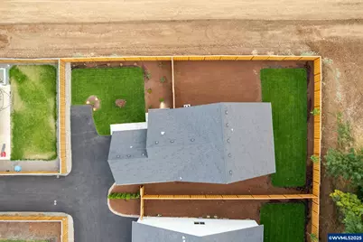 845 Oakleaf Wy, Silverton, OR 97381 - Photo 2