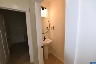 845 Oakleaf Wy, Silverton, OR 97381 - Photo 8