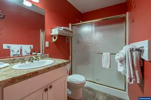 25 Clarke St, Depoe Bay, OR 97341 - Photo 22