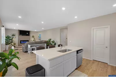 4829 Surveyor Av NE, Salem, OR 97305 - Photo 12