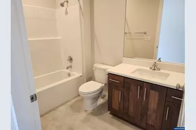 2950 Olympic St, Woodburn, OR 97071 - Photo 16