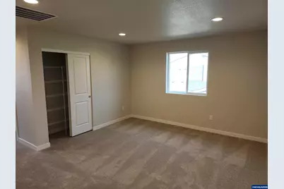2920 Olympic St, Woodburn, OR 97071 - Photo 14