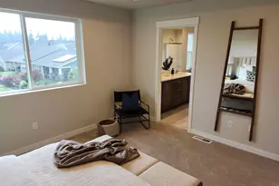 2920 Olympic St, Woodburn, OR 97071 - Photo 10