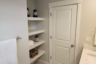 2920 Olympic St, Woodburn, OR 97071 - Photo 12