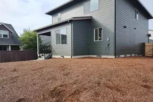 2920 Olympic St, Woodburn, OR 97071 - Photo 20