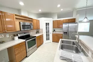 4455 Blueberry (-4445) Ln NE, Salem, OR 97305 - Photo 6