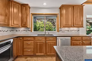 6503 Kinns Rd, Woodburn, OR 97071 - Photo 16