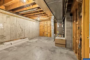 6503 Kinns Rd, Woodburn, OR 97071 - Photo 32